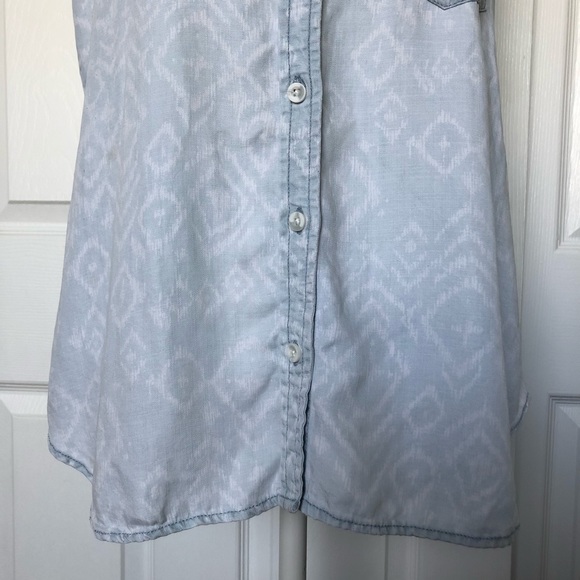 Cloth and Stone Sleeveless Button Top Size Large - Picture 4 of 8